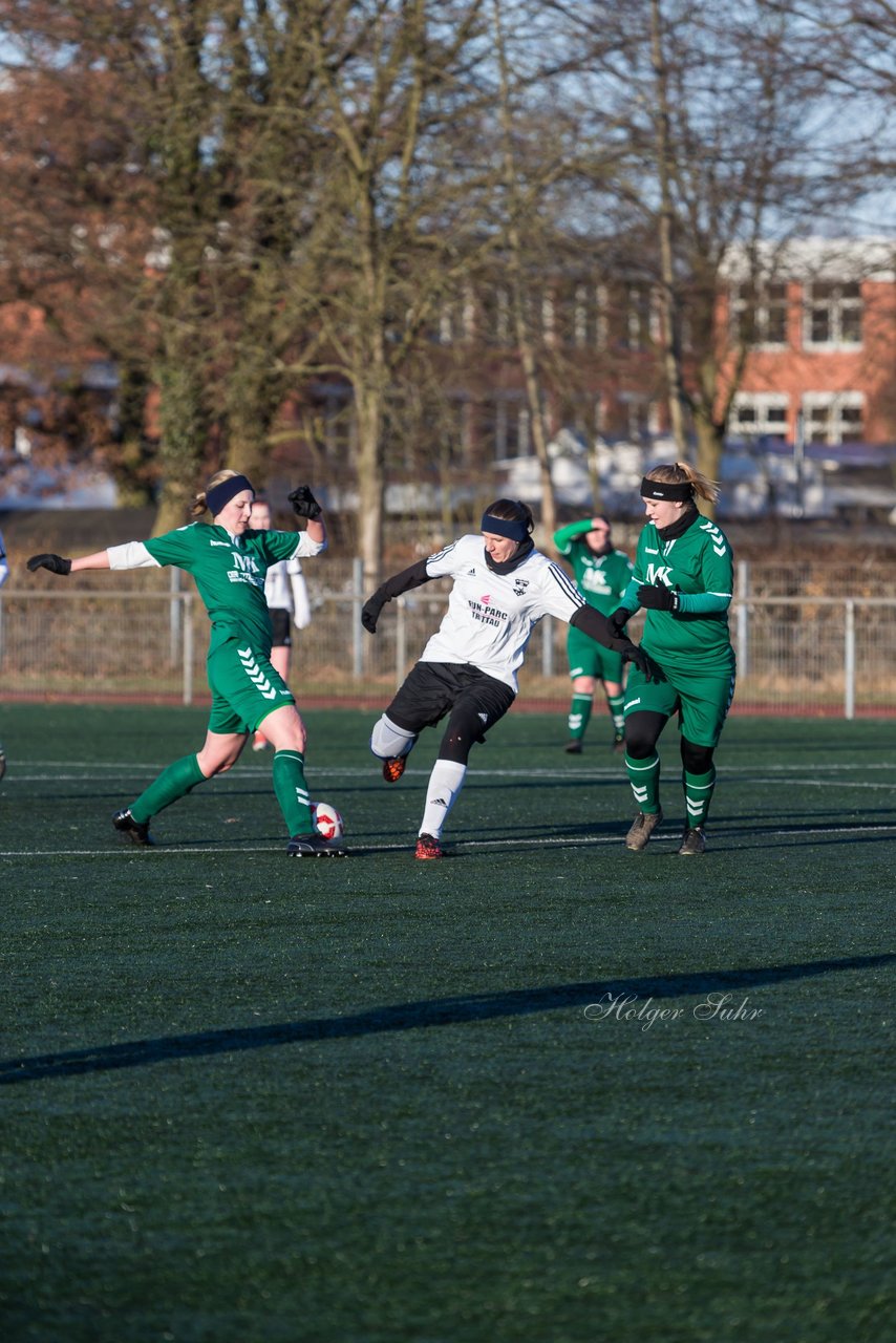 Bild 149 - Frauen SG Holstein Sued - SV Gruenweiss-Siebenbaeumen : Ergebnis: 0:2